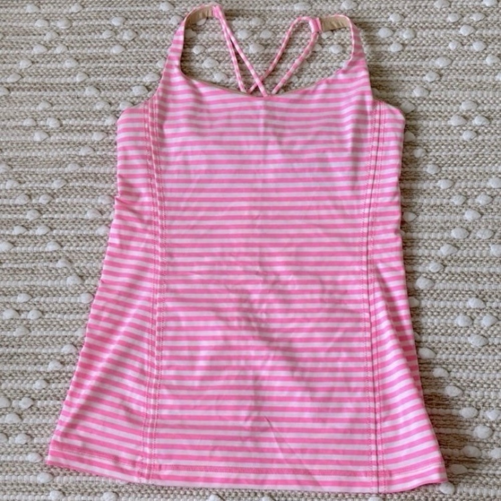 Lululemon Free to Be tank top size 6